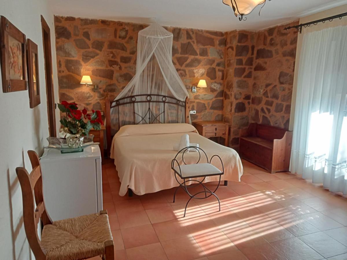 Hotel Villa De Berzocana Ngoại thất bức ảnh