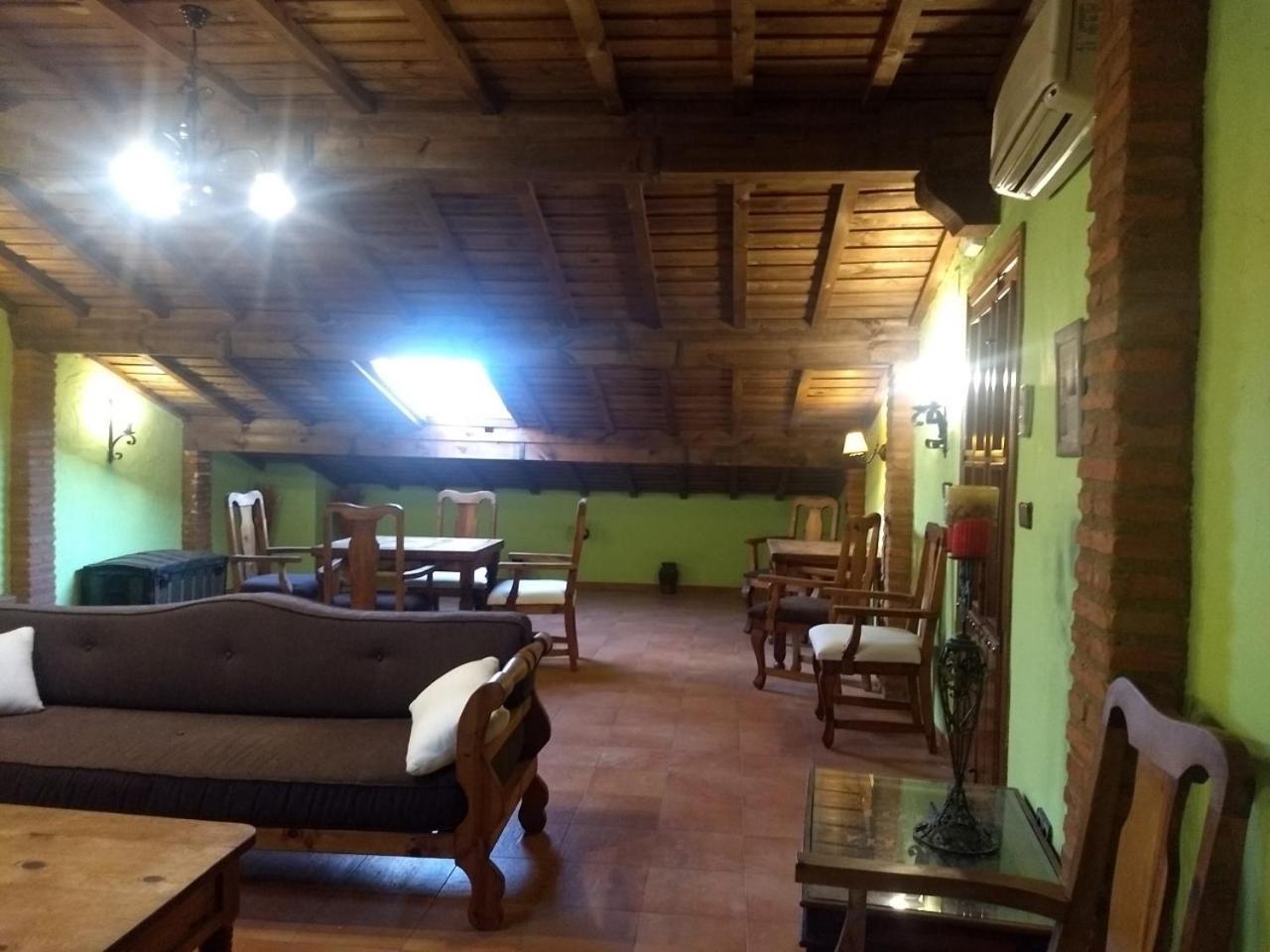 Hotel Villa De Berzocana Ngoại thất bức ảnh